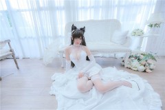 025